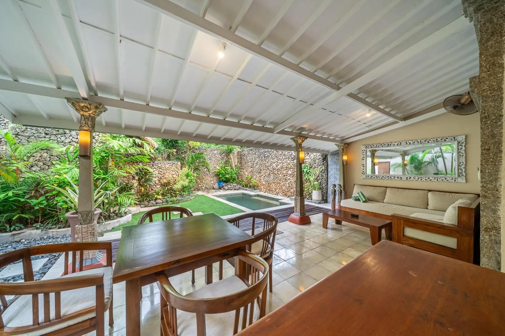 Nameera Villa Seminyak